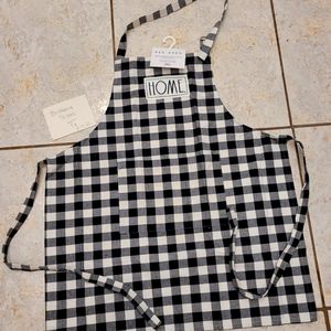 Rae dunn apron